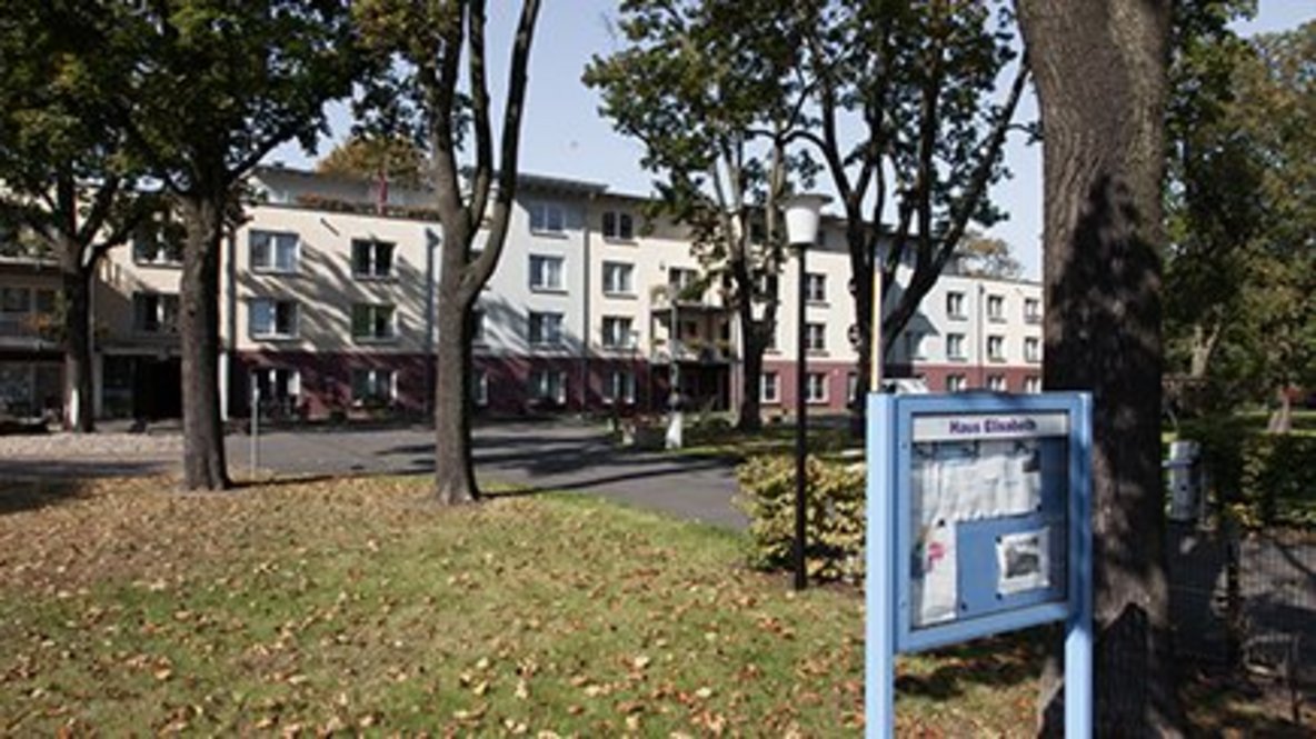 Straßenseite des Hauses Elisabeth